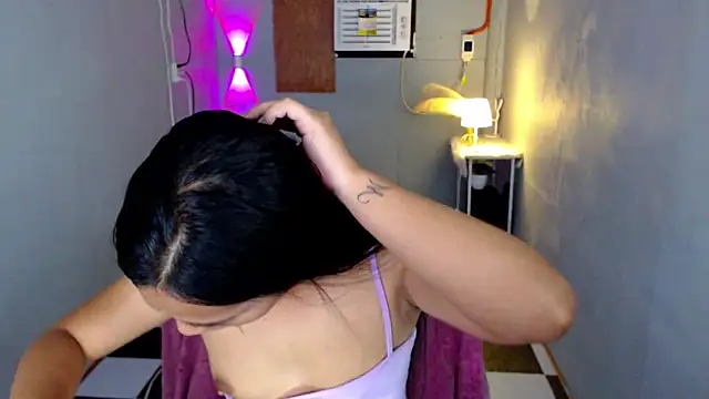 SanyaGirlx webcam