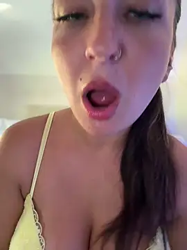 itsCassie live sex cam