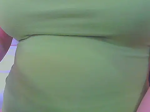Modèle: keepmepregnantT