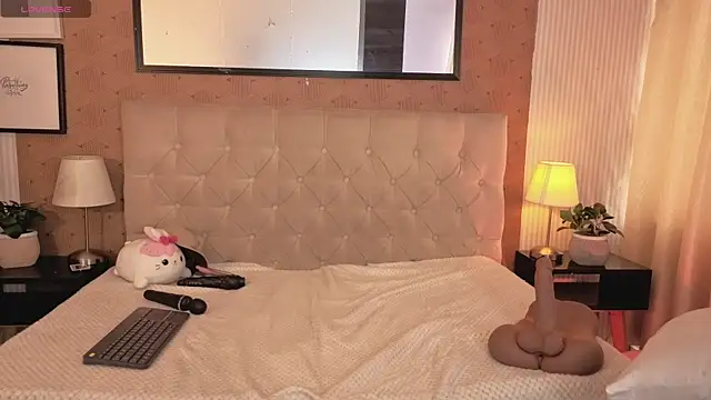 Isabella_cherry69