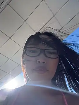 trytomakememoam webcam