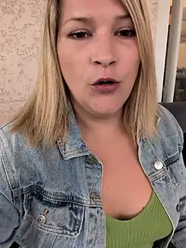Pxetiteblonde1