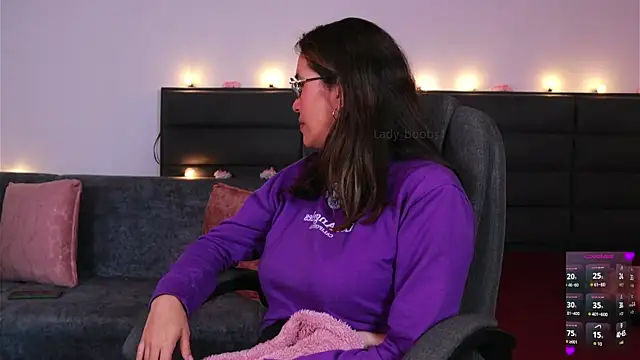kathieandpovcock1 webcam