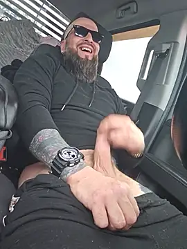 beardedtattood (Ask my age) - Let's get this dick sooo hard and horny