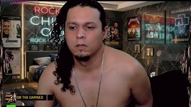 chino_roz webcam