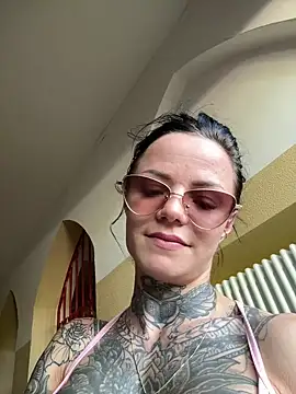 SkinnyLilly