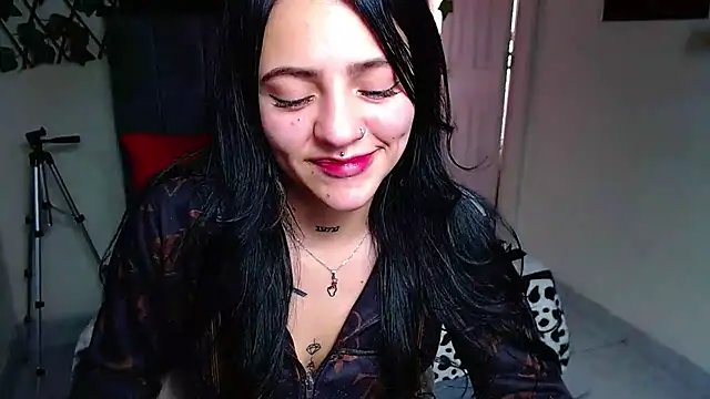 Violettasquirt webcam