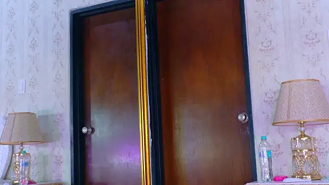 CamilaJohnston webcam