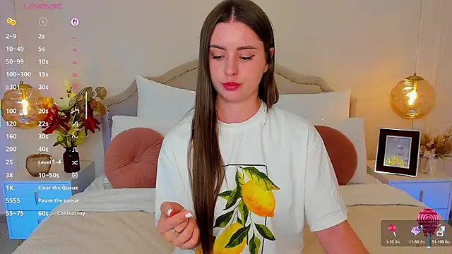 ElzaJons webcam