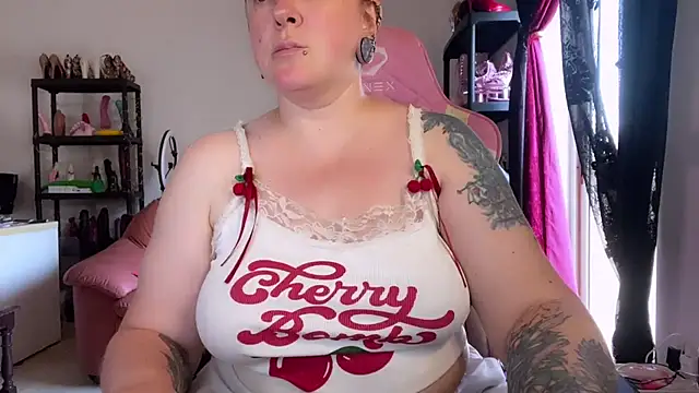 kisicaxx webcam