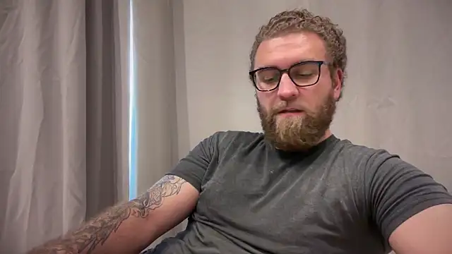 Bear_bear_ webcam