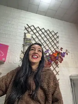 salome_korland - SALOME_KORLAND's free webcam - UK Sex Cams