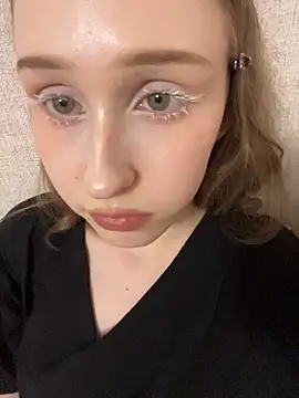 MeowyChans live sex cam