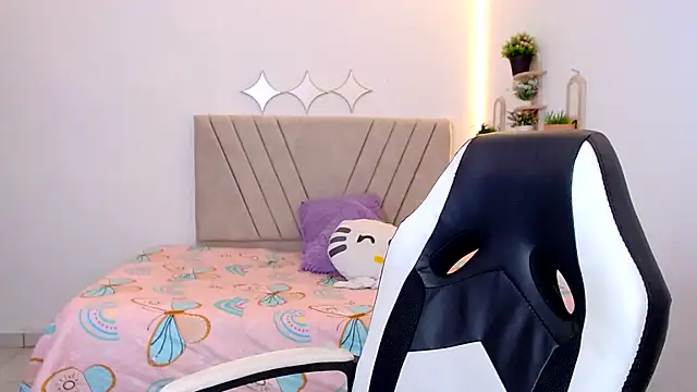zara_cute webcam