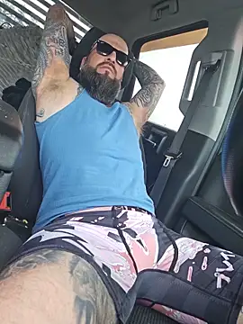 Beardedtattood webcam
