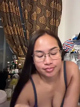 Ponthip webcam