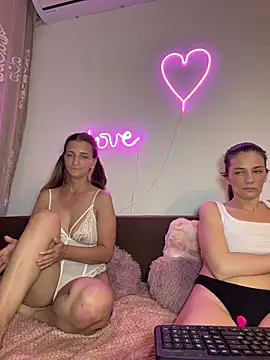 Sabrinedivinee webcam