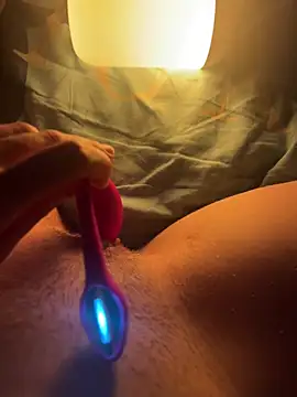 Lynamsb Live Webcam on Stripchat