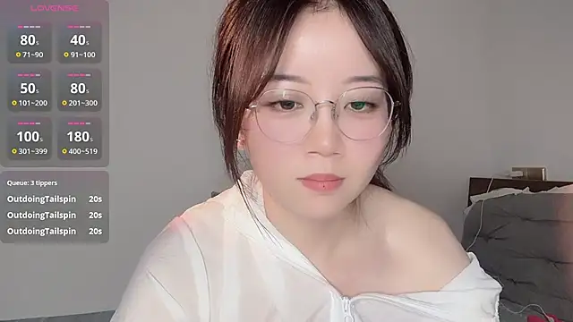 77-Vicky webcam