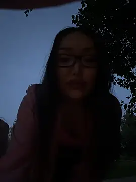 trytomakememoam webcam