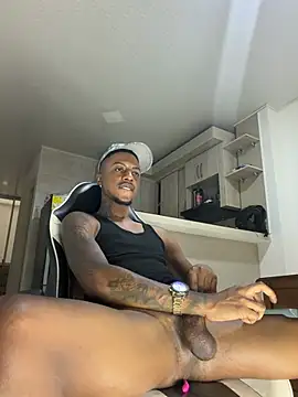YeremiBrowm webcam