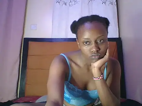 Nina_Maya webcam