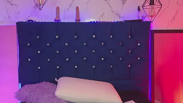 Dakotaa_Johnson webcam