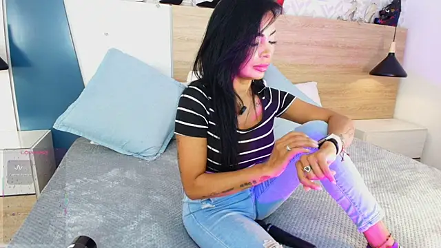 veronikali - Veronikali's free webcam - UK Sex Cams
