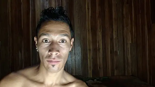 MissColombian webcam