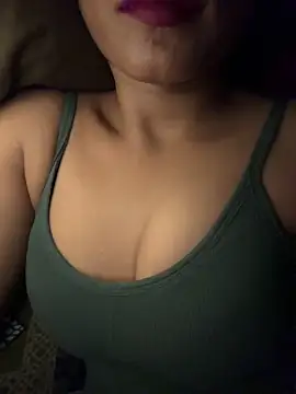 Isha_Bebo webcam