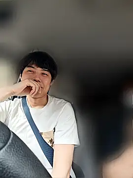 whitebriefboy webcam