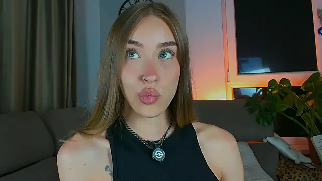 SugarSkye webcam