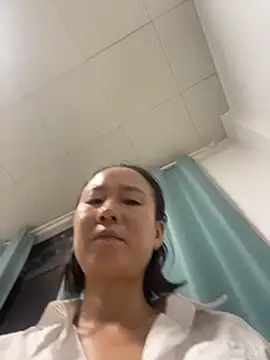 lilysister66 webcam
