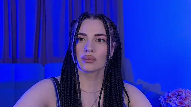 AdrianaToress webcam