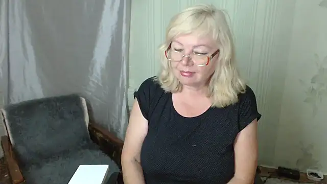 LavandaMay webcam