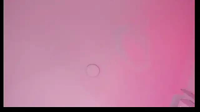RavenMonrroe live cam on StripChat