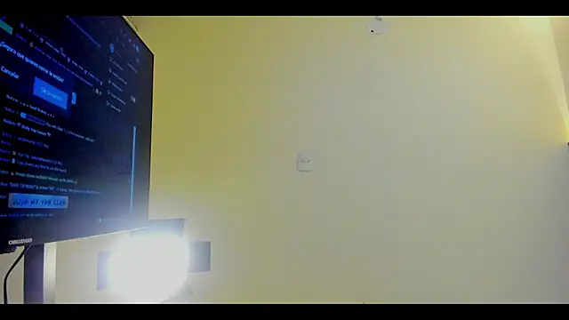 Alaia_Aura webcam