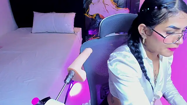 Alanna_Wild webcam
