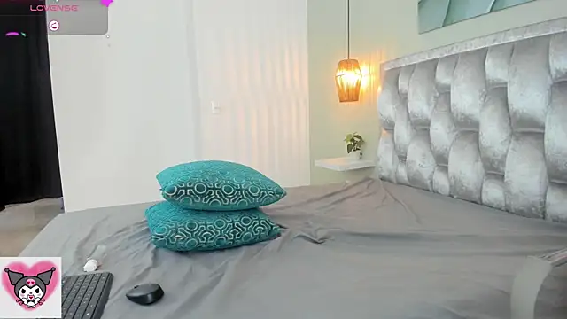 Lilith_rousee webcam
