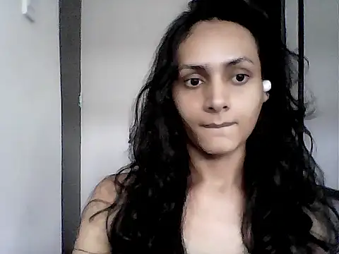 Ubenenexlyn - Trans webcam sex chat