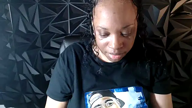 Sexymona1218 webcam