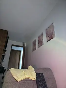 DulceLenns webcam