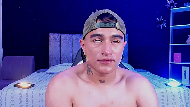 LiamDeep webcam