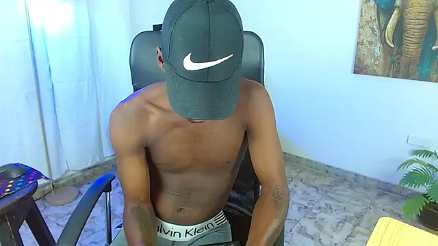 alexaandro18 webcam