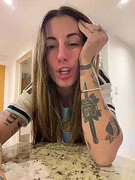 tlg_ferchule (F milf) - Me quedo en tetas