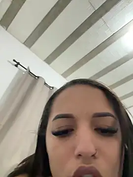 Maryhotangel webcam