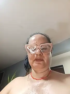 Eunice73 live sex cam