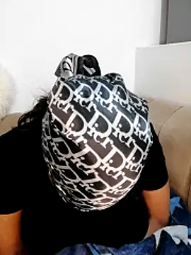 ChubbyBitch26 webcam