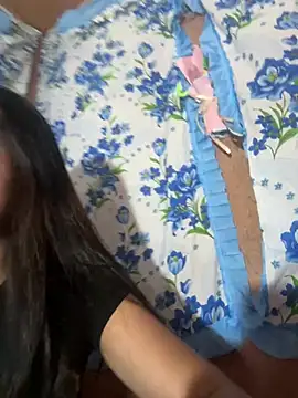 PinaySkinnyJust18 webcam
