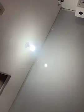 MorenoHot90 webcam